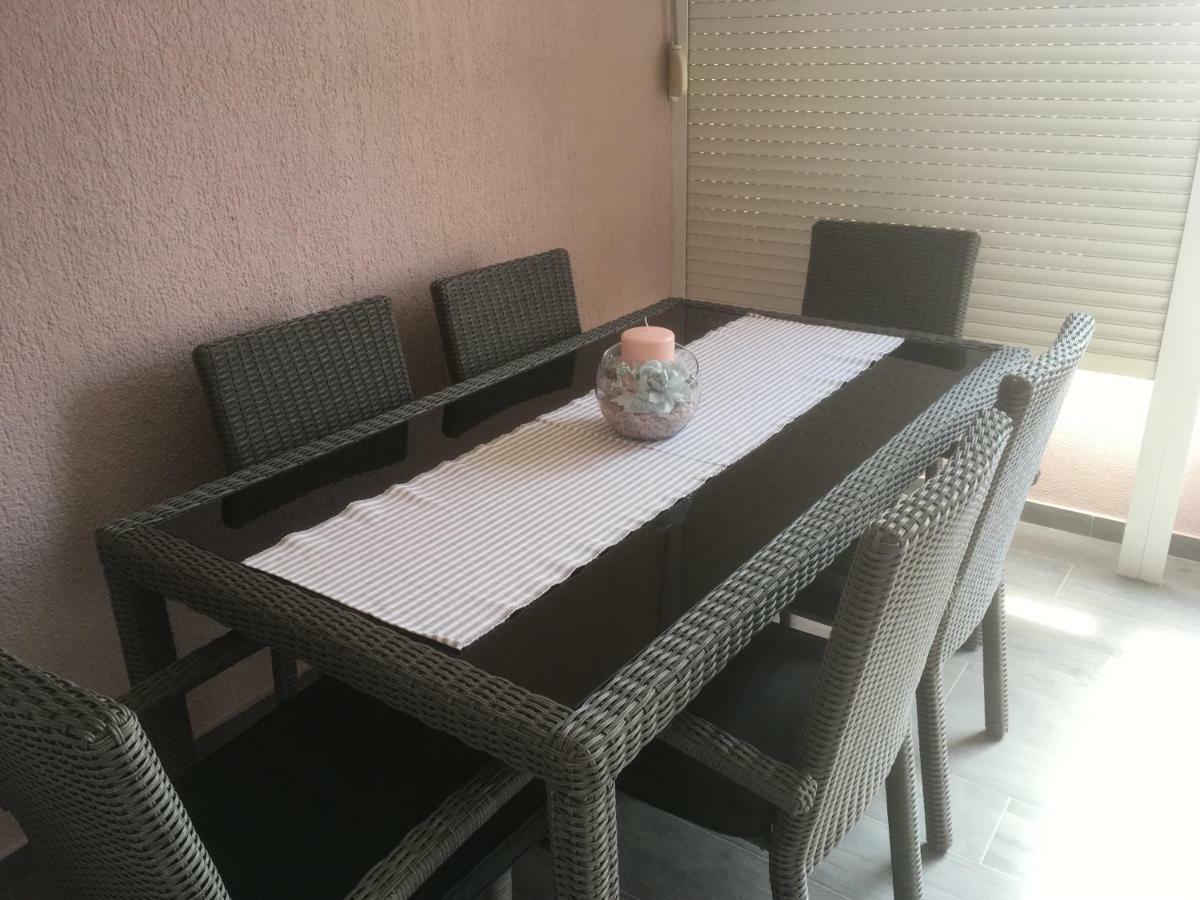 Apartman Petra 2 Vir Exteriér fotografie